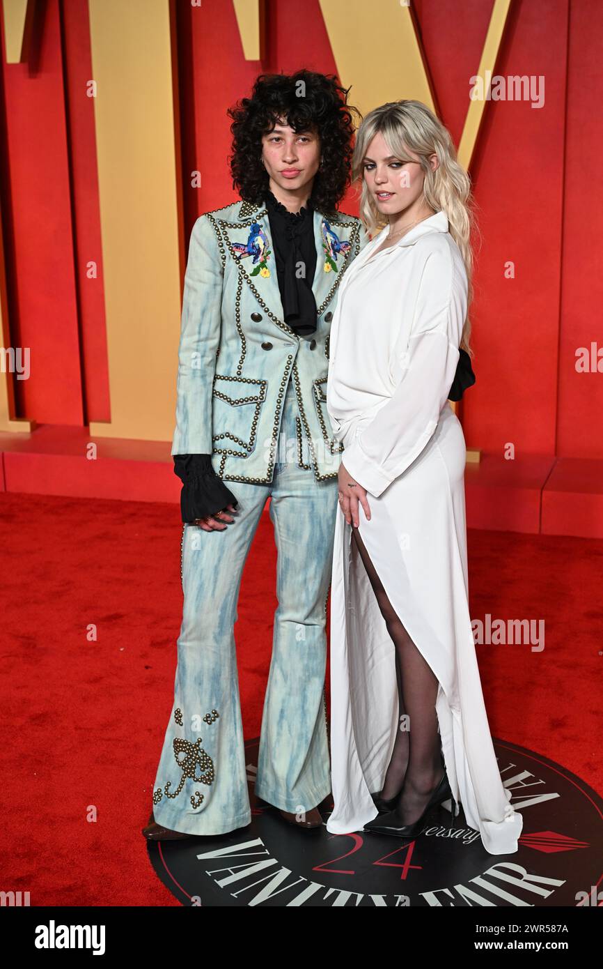 Towa Bird (left) and Renee Rapp attending the Vanity Fair Oscar Party held at the Wallis Annenberg Center for the Performing Arts in Beverly Hills, Los Angeles, California, USA. Picture date: Sunday March 10, 2024. Stock Photo