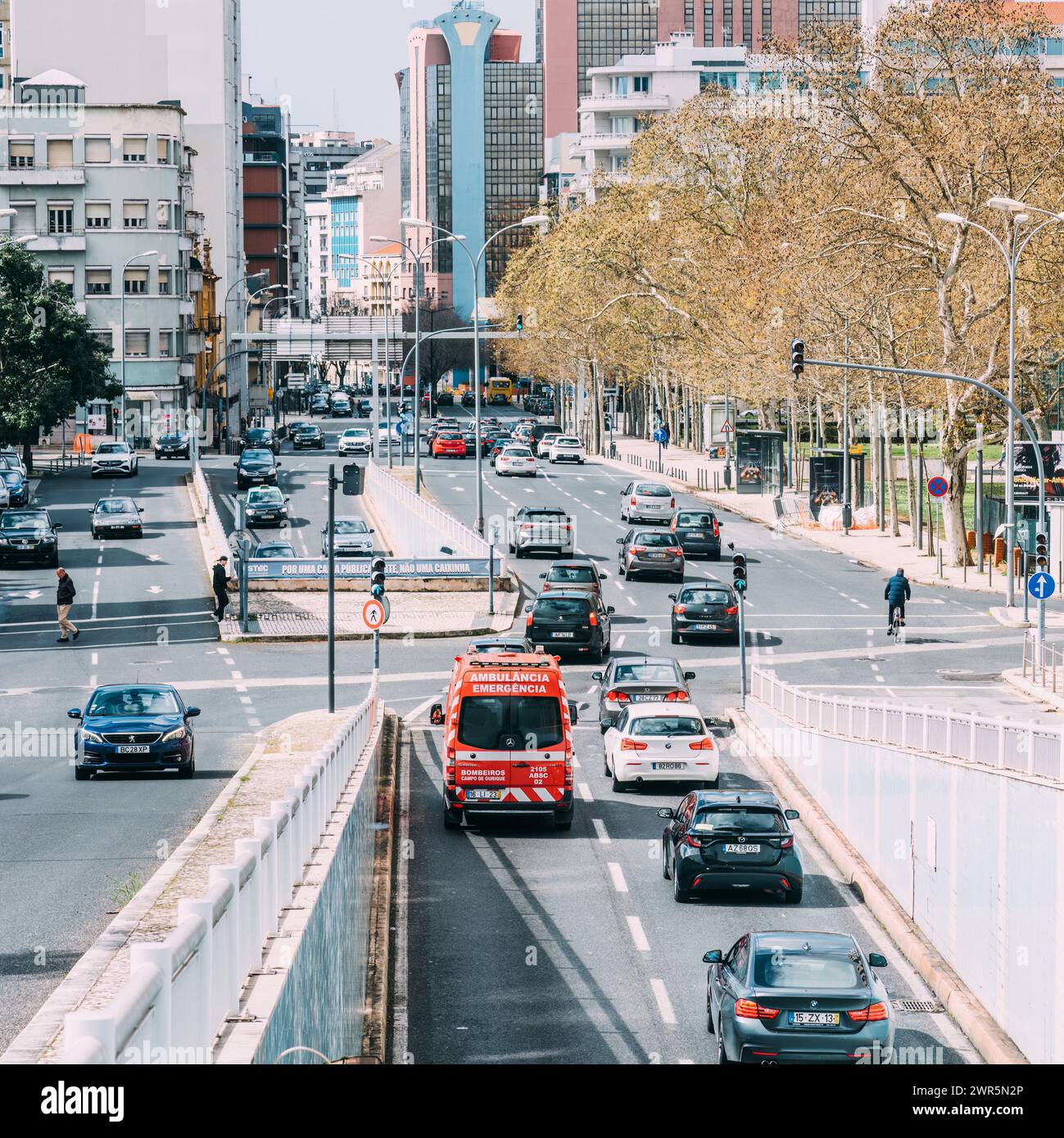 Bus filled hi-res stock photography and images - Alamy