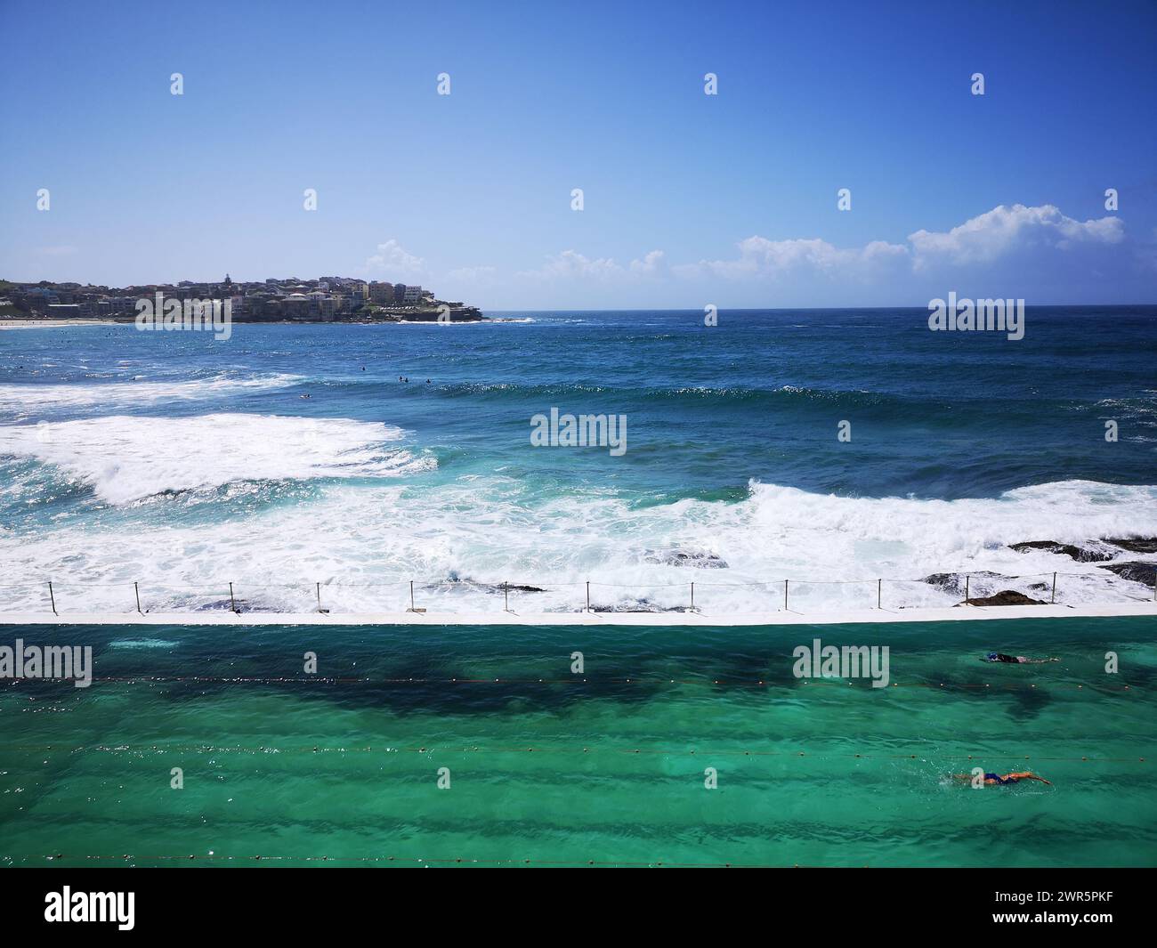 A pool with a view of the ocean. Bondi walk to Coogee, Australia Stock Photo