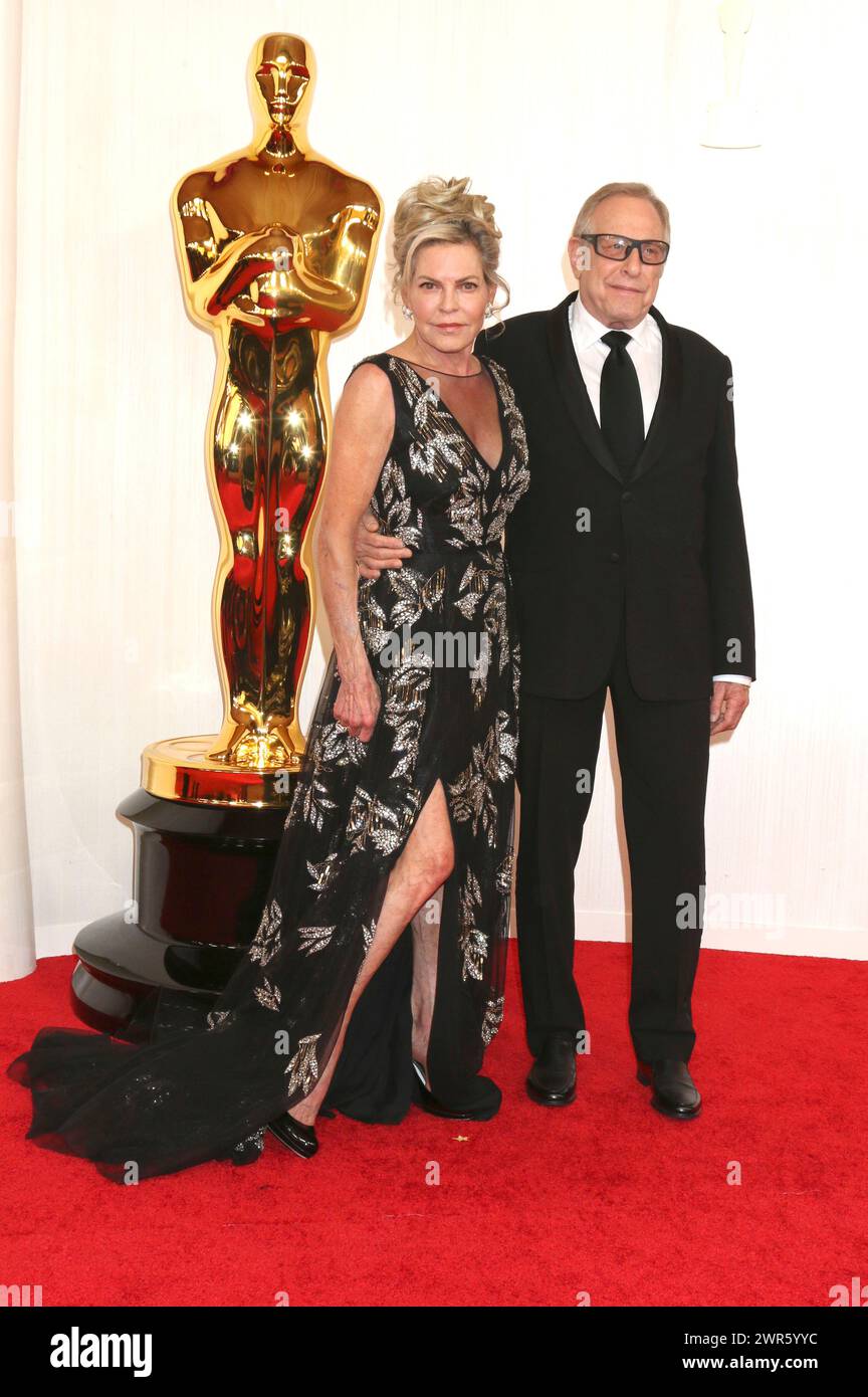 Stephanie Haymes Roven und Charles Roven bei der Oscar Verleihung 2024 / 96th Annual Academy Awards im Dolby Theatre. Los Angeles, 10.03.2024 Stock Photo