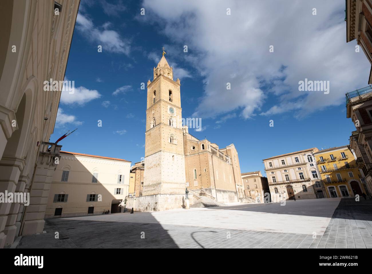 Piazza San Giustino returns to the city, Chieti finds its living room again Stock Photo