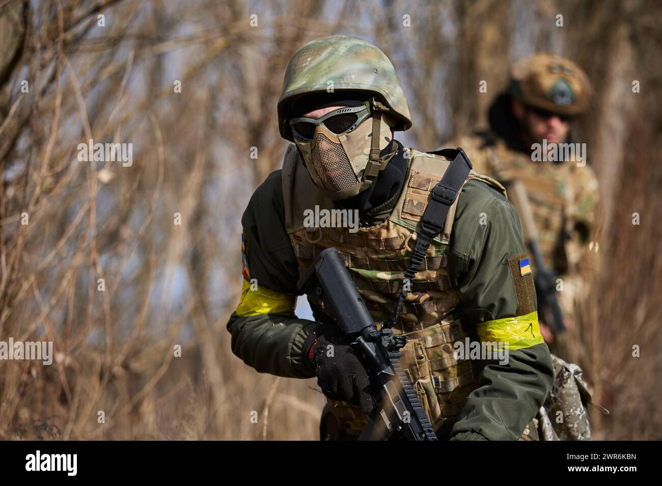 Ukrainian soldiers practicing tactical training on a proving ground ...