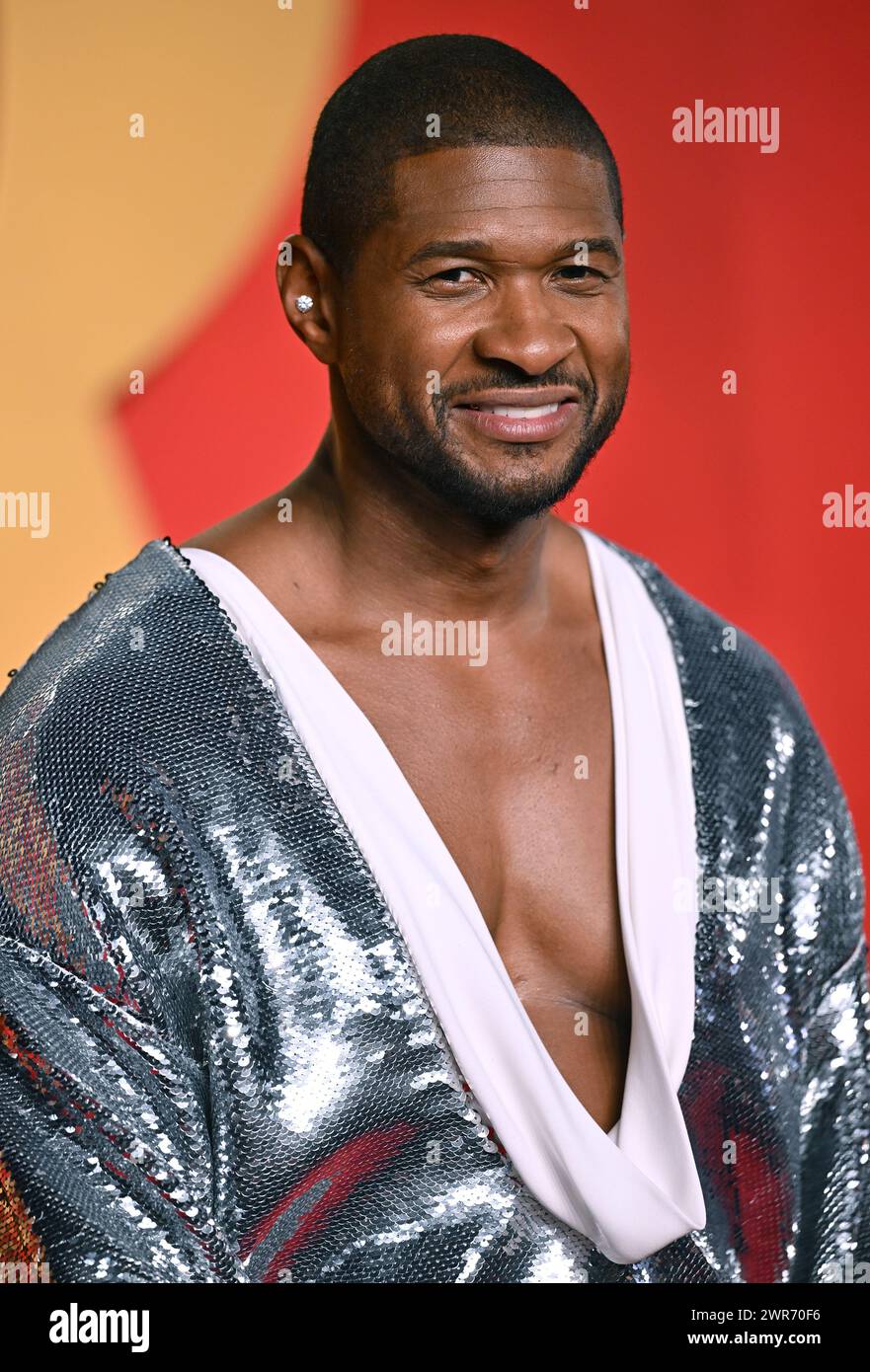 Beverly Hills, United States. 10th Mar, 2024. Usher arrives for the Vanity Fair Oscar Party at the Wallis Annenberg Center for the Performing Arts in Beverly Hills, California on Sunday, March 10, 2024. Photo by Chris Chew/UPI Credit: UPI/Alamy Live News Stock Photo