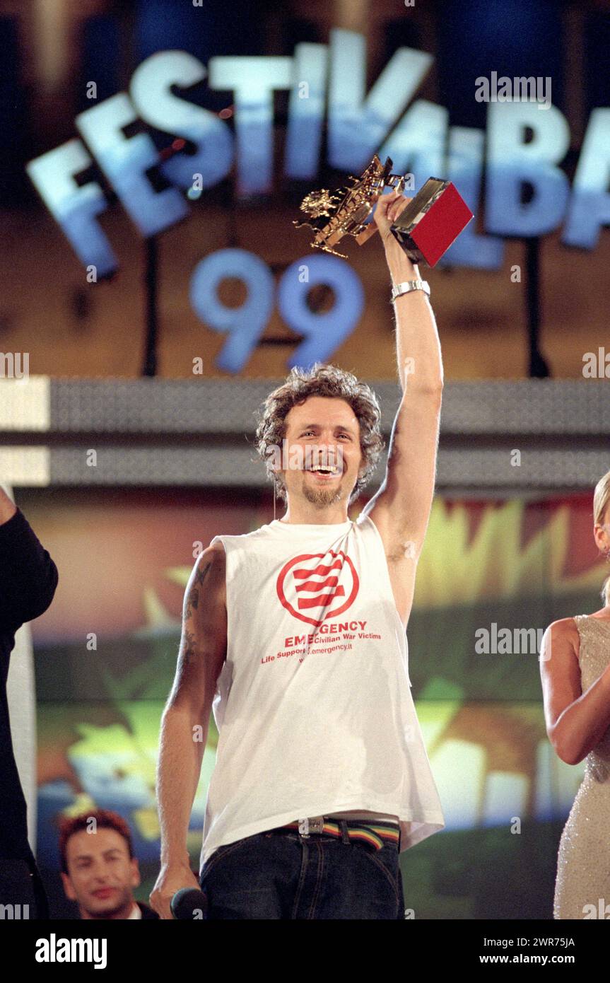 Jovanotti 1999 hires stock photography and images Alamy