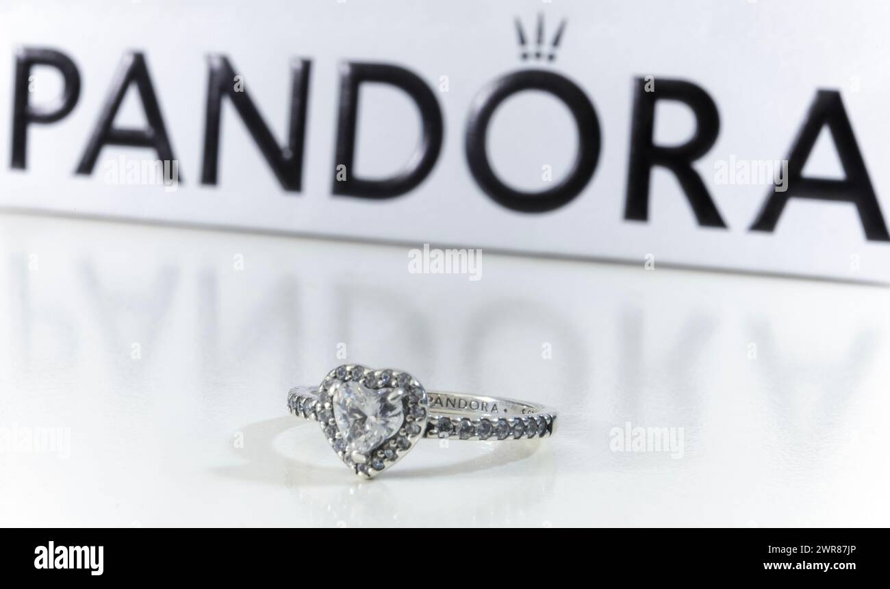 08/01/2024  Pandora jewellery, today.   Jewellery brand Pandora reported fourth quarter organic growth of 12 percent, boosted by like-for-like growth Stock Photo