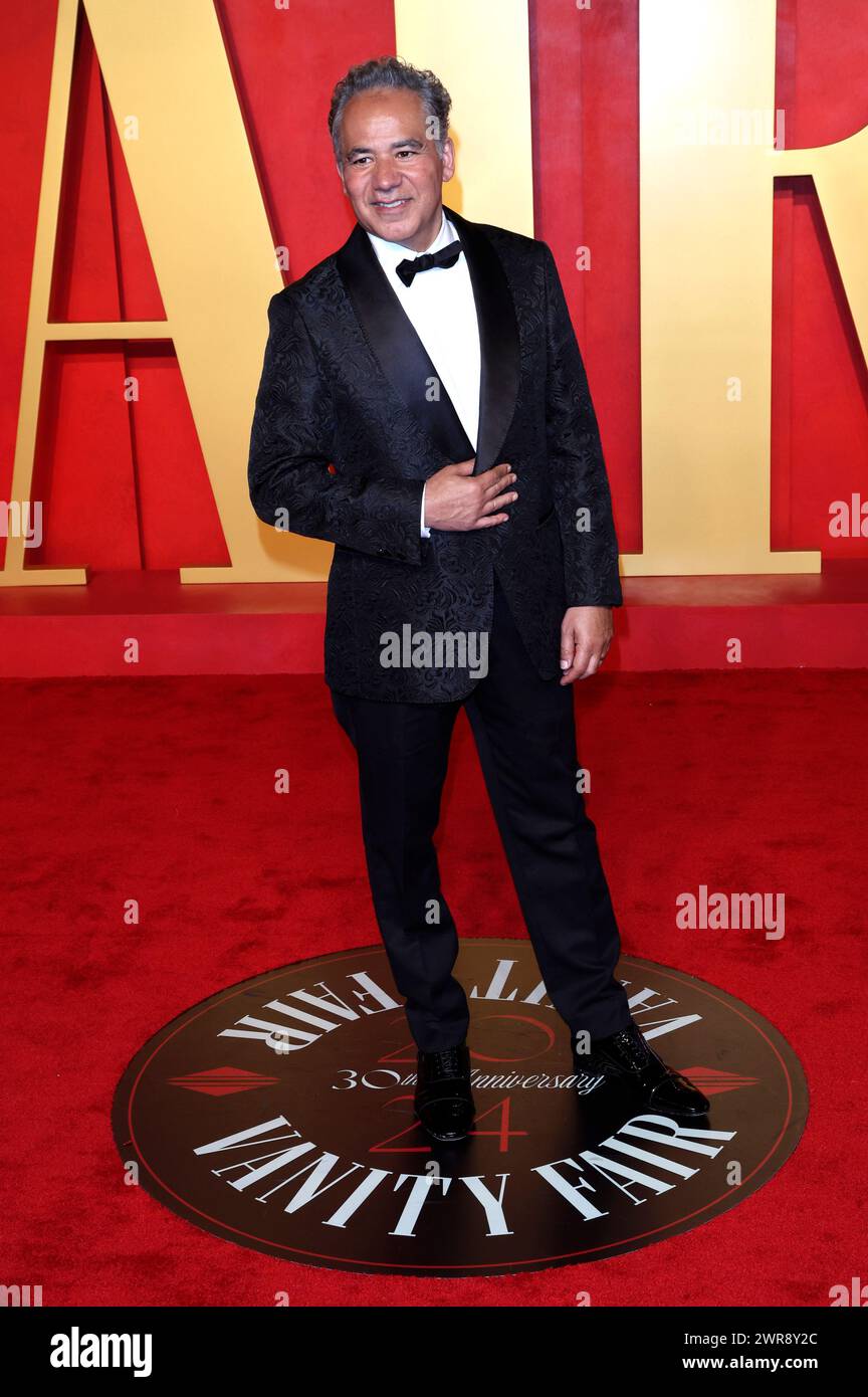 John Ortiz bei der Vanity Fair Oscar Party 2024 anlässlich der 96. Oscar-Verleihung im Wallis Annenberg Center for the Performing Arts. Beverly Hills, 10.03.2024 Stock Photo