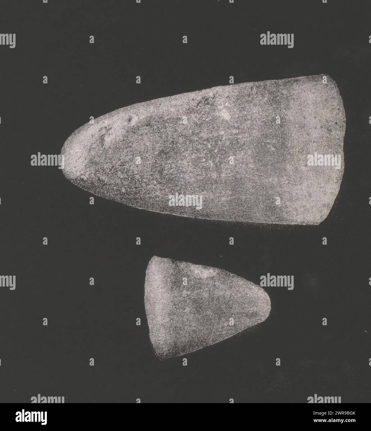 Polished granite axes, Haches polies en roche granitique (title on object), Ville de Paris, (possibly), Adolphe Bilordeaux, (possibly), printer: Ville de Paris, (possibly), c. 1864 - in or before 1869, paper, photolithography, height 240 mm × width 190 mm, photomechanical print Stock Photo