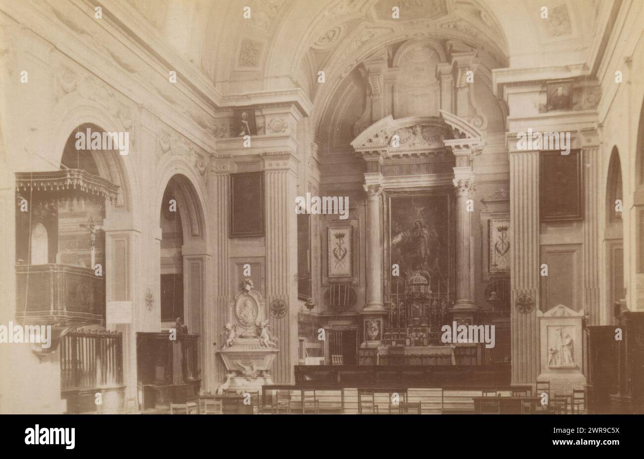 Interior of the Santa Maria della Concezione dei Cappuccini in Rome, anonymous, Rome, c. 1850 - in or before 1860, photographic support, albumen print, height 87 mm × width 128 mm, photograph Stock Photo