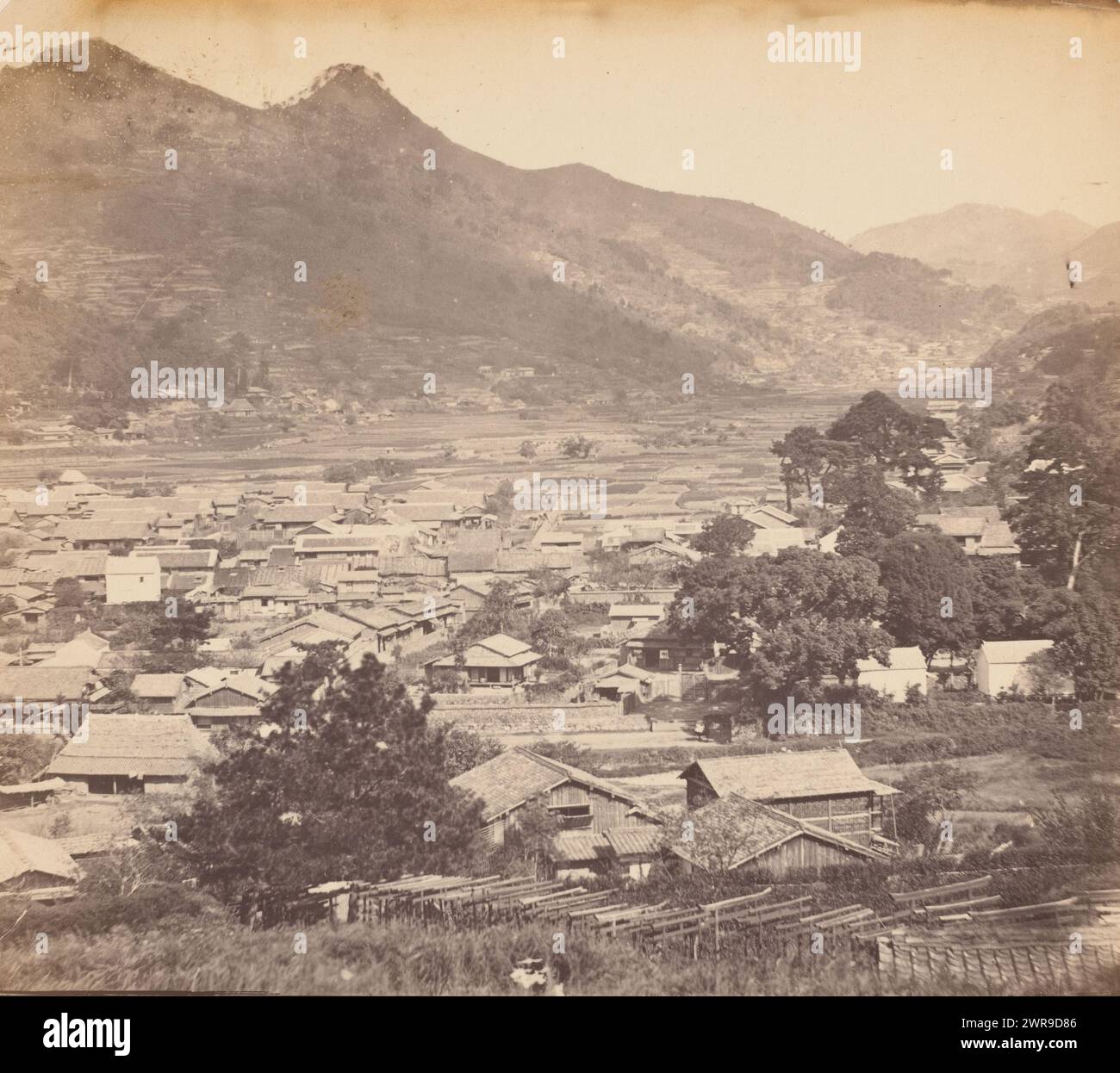 Village in Japan, Antoon Bauduin, (attributed to), Japan, 1862 - 1866, paper, albumen print, height 185 mm × width 197 mm, height 175 mm × width 197 mm, photograph Stock Photo