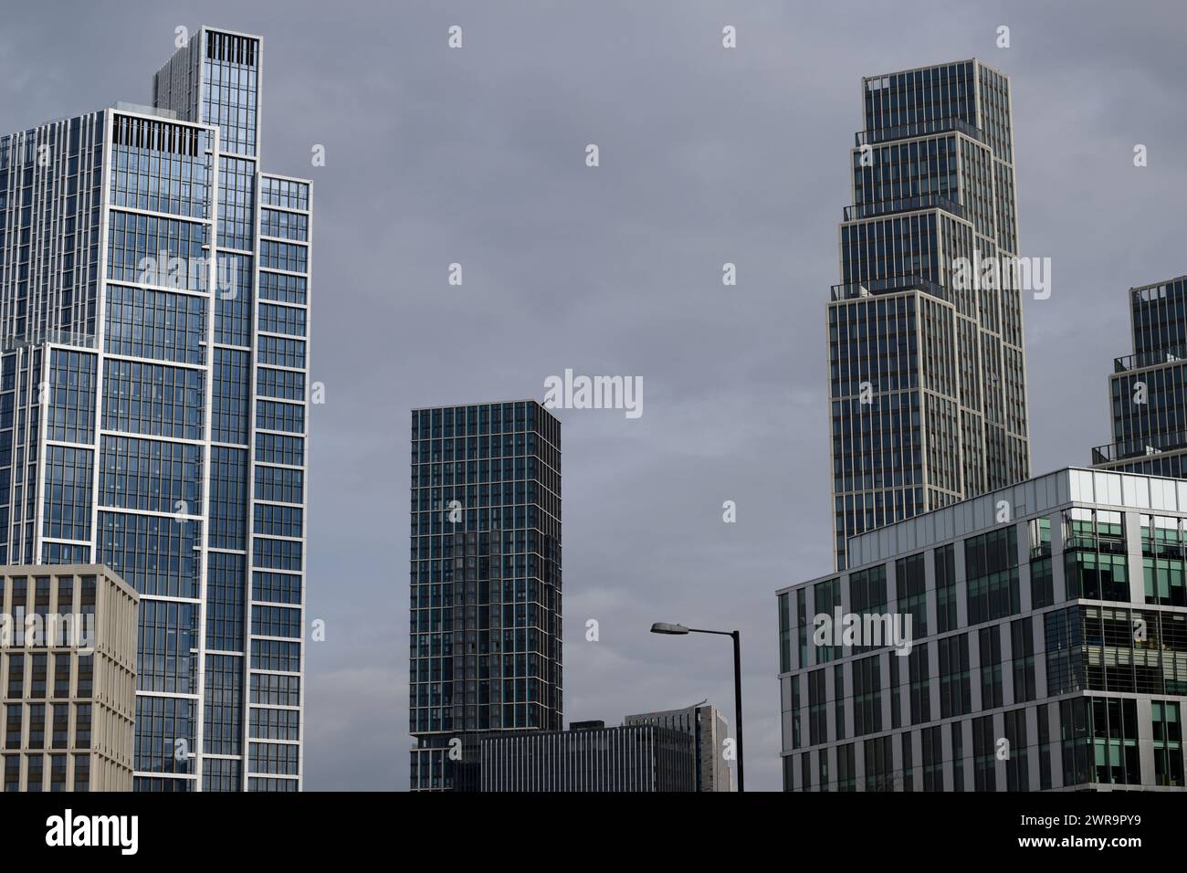 New tower blocks in the Nine Elms area of south London. The skyscrapers are part of a larger Battersea and Nine Elms redevelopment project. The area b Stock Photo
