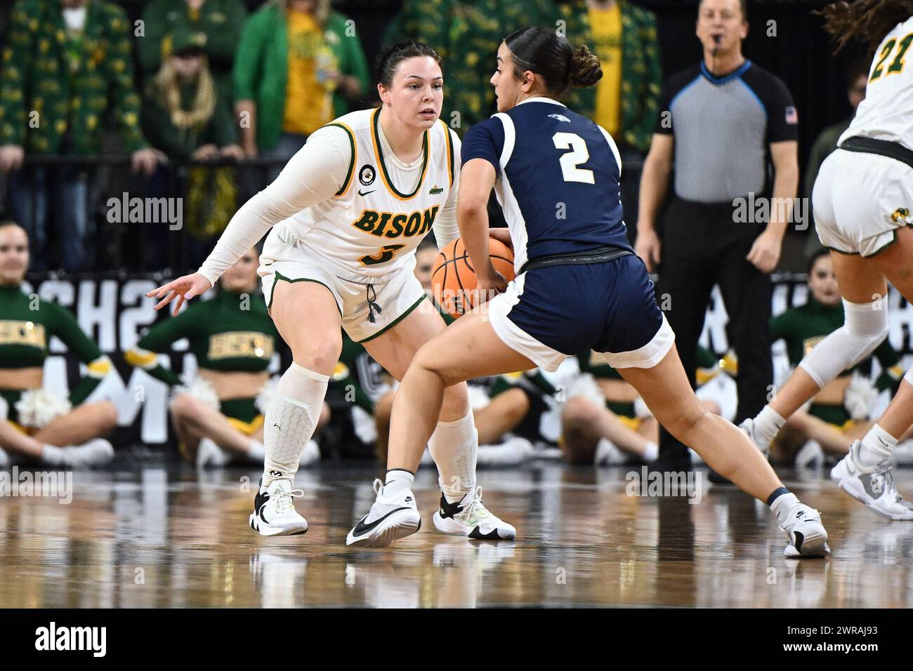 North Dakota State Bison guard Leah Mackenzie (3) guards Oral Roberts ...