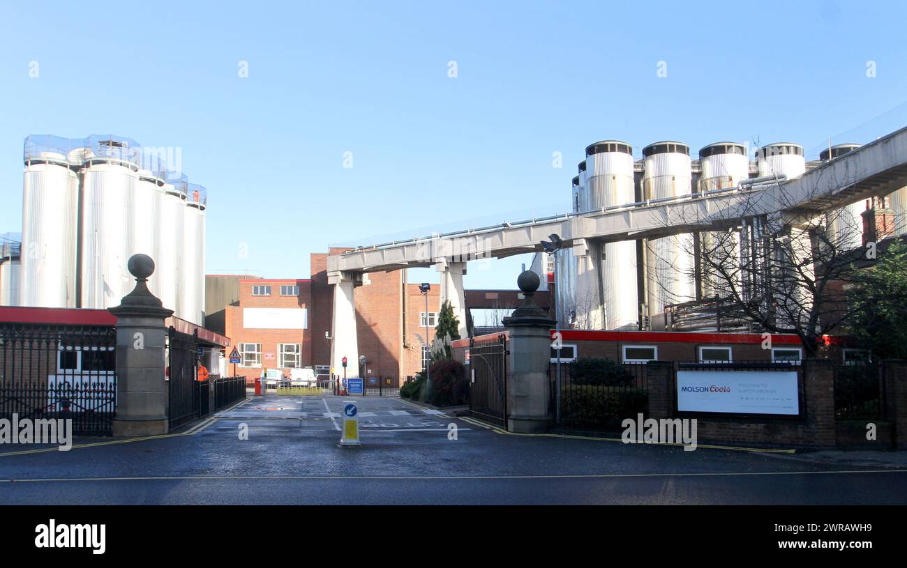 Burton on trent brewing hi res stock photography and images Alamy