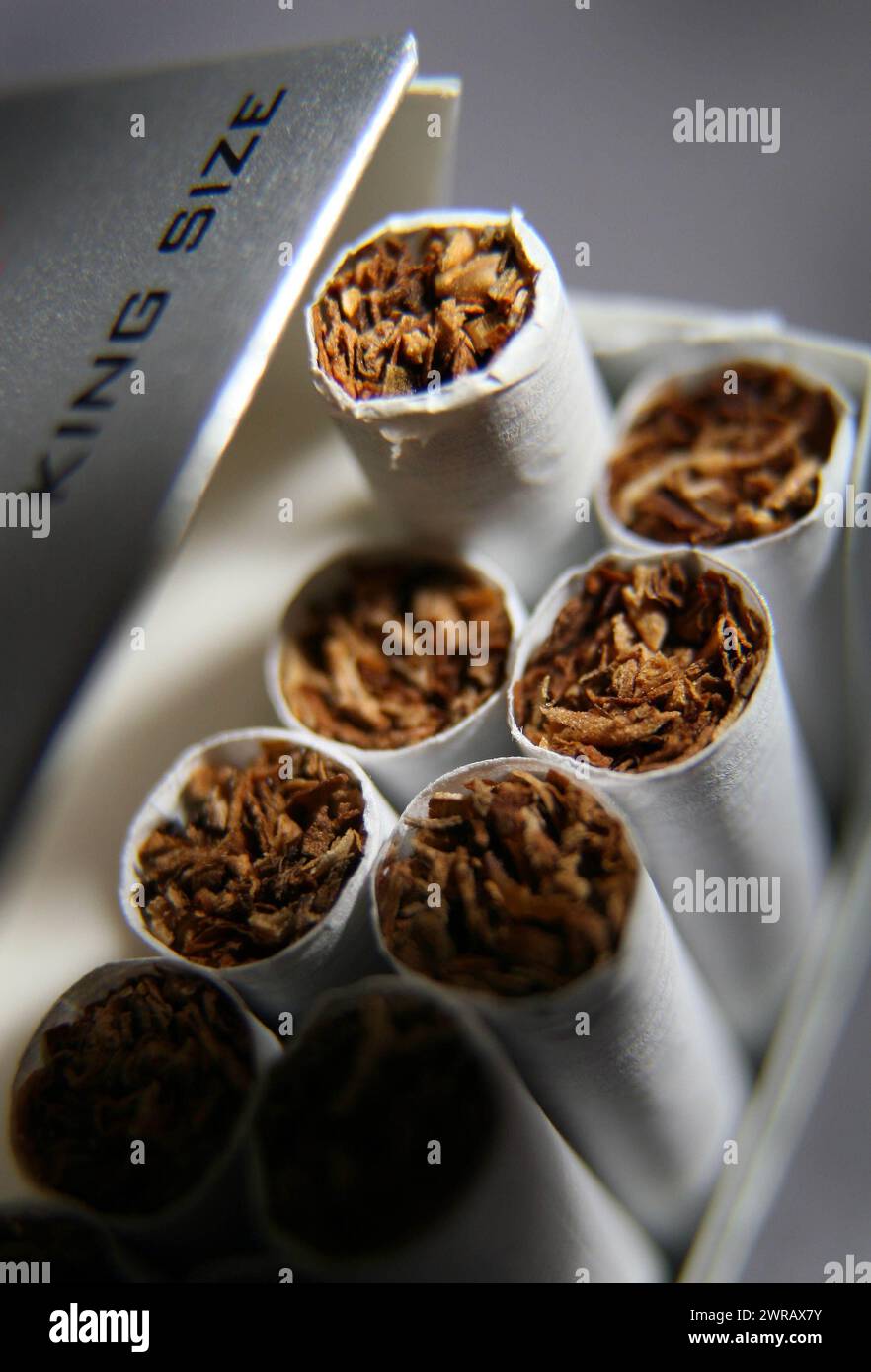 Imperial tobacco company hi-res stock photography and images