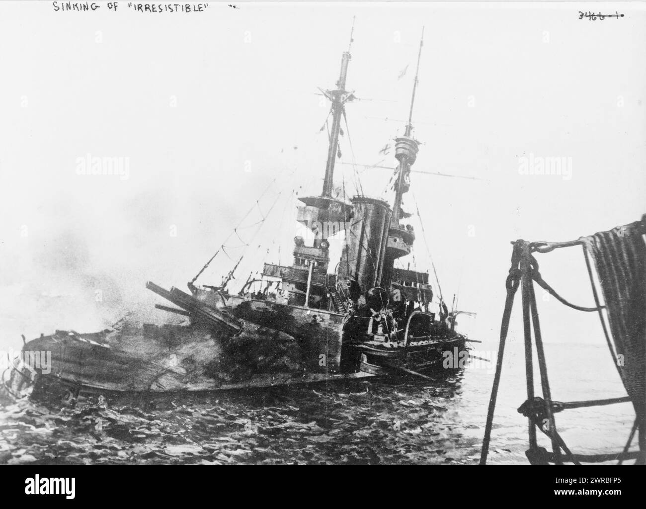 Sinking of 'Irresistible', Sinking of British ship, Irresistible., 1915 May 4., World War, 1914-1918, Naval operations, British, Photographic prints, 1910-1920., Photographic prints, 1910-1920, 1 photographic print Stock Photo