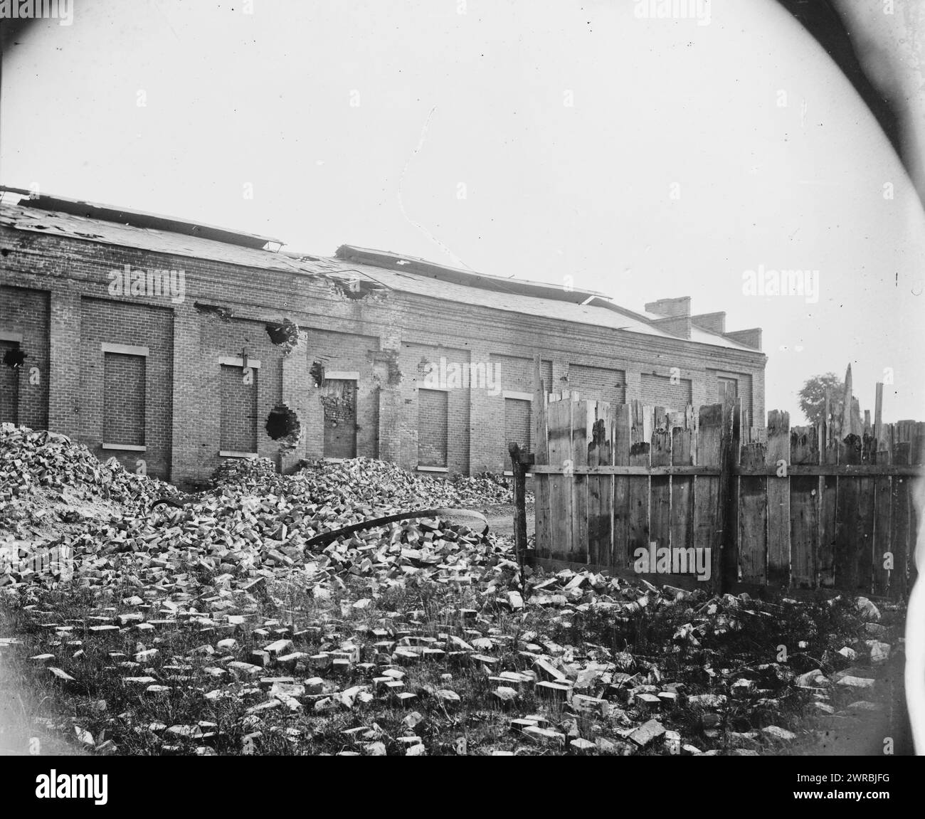 Petersburg, Virginia. Gas works showing the effect of bombardment, 1865 Apr., United States, History, Civil War, 1861-1865, Glass negatives, 1860-1870, Stereographs, 1860-1870, 1 negative: glass, stereograph, wet collodion, 4 x 10 in Stock Photo