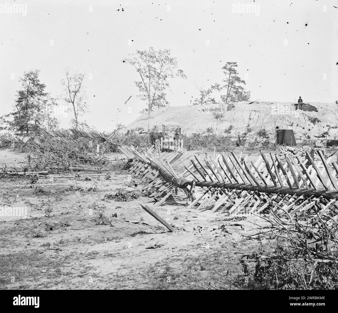 Atlanta, Georgia. Confederate fortifications. (shown is Barnard's wagon and portable darkroom), Barnard, George N., 1819-1902, photographer, 1864., United States, History, Civil War, 1861-1865, Glass negatives, 1860-1870., Stereographs, 1860-1870, Glass negatives, 1860-1870, 1 negative (2 plates): glass, stereograph, wet collodion Stock Photo