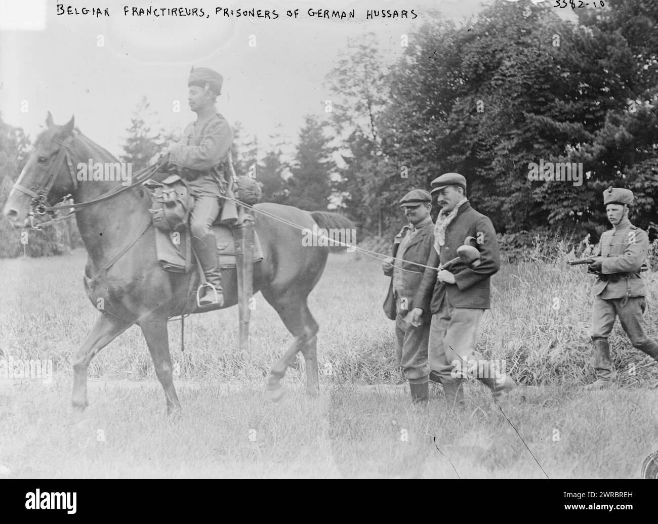 Belgian Franctireurs, prisoners of German Hussars, Photograph shows Belgian resistance fighters who fought against the German occupation during World War I., between 1914 and ca. 1915, World War, 1914-1918, Glass negatives, 1 negative: glass Stock Photo
