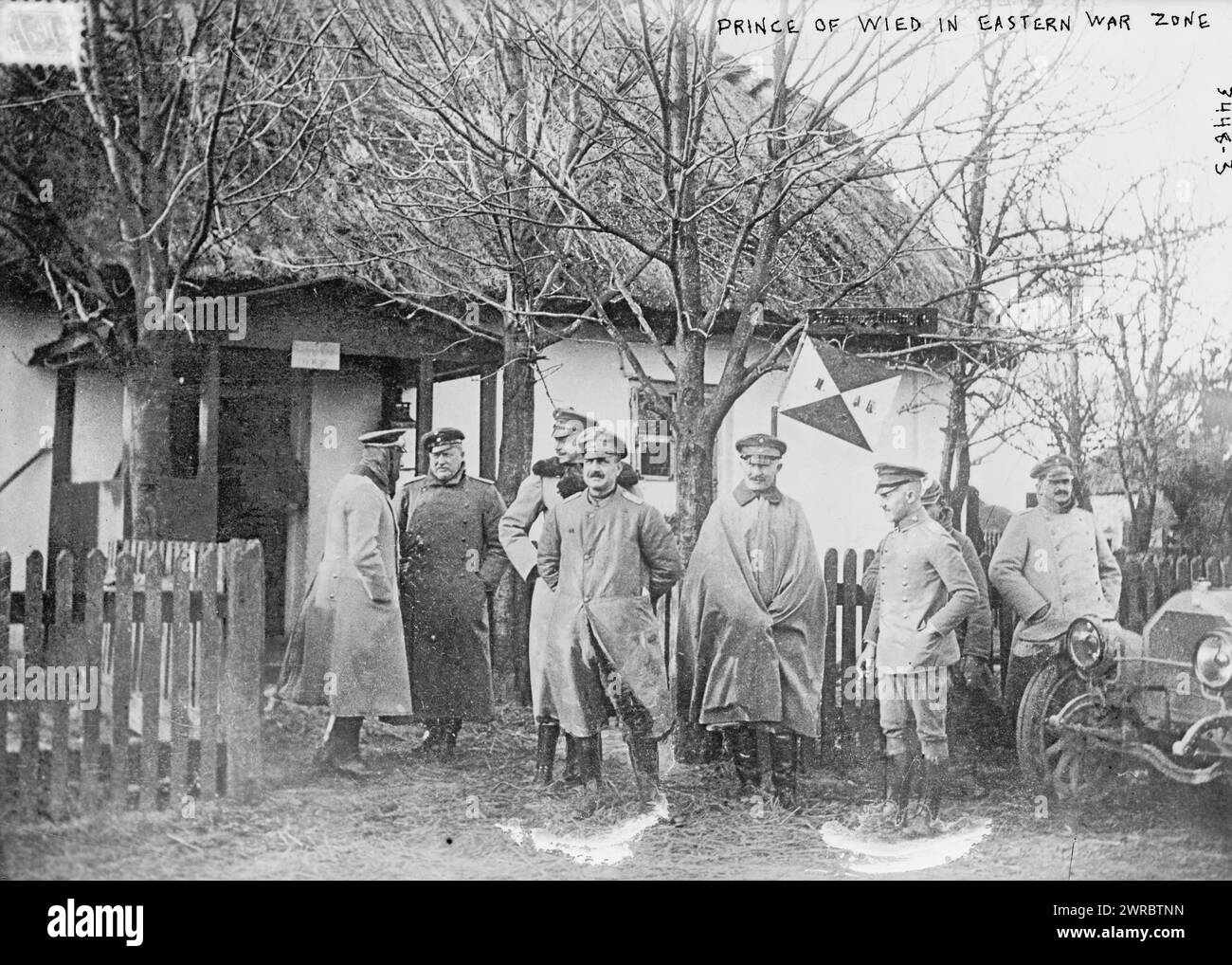 Prince of Weid in Eastern War Zone, Photograph shows army officers during World War I., 1915 April 25, World War, 1914-1918, Glass negatives, 1 negative: glass Stock Photo