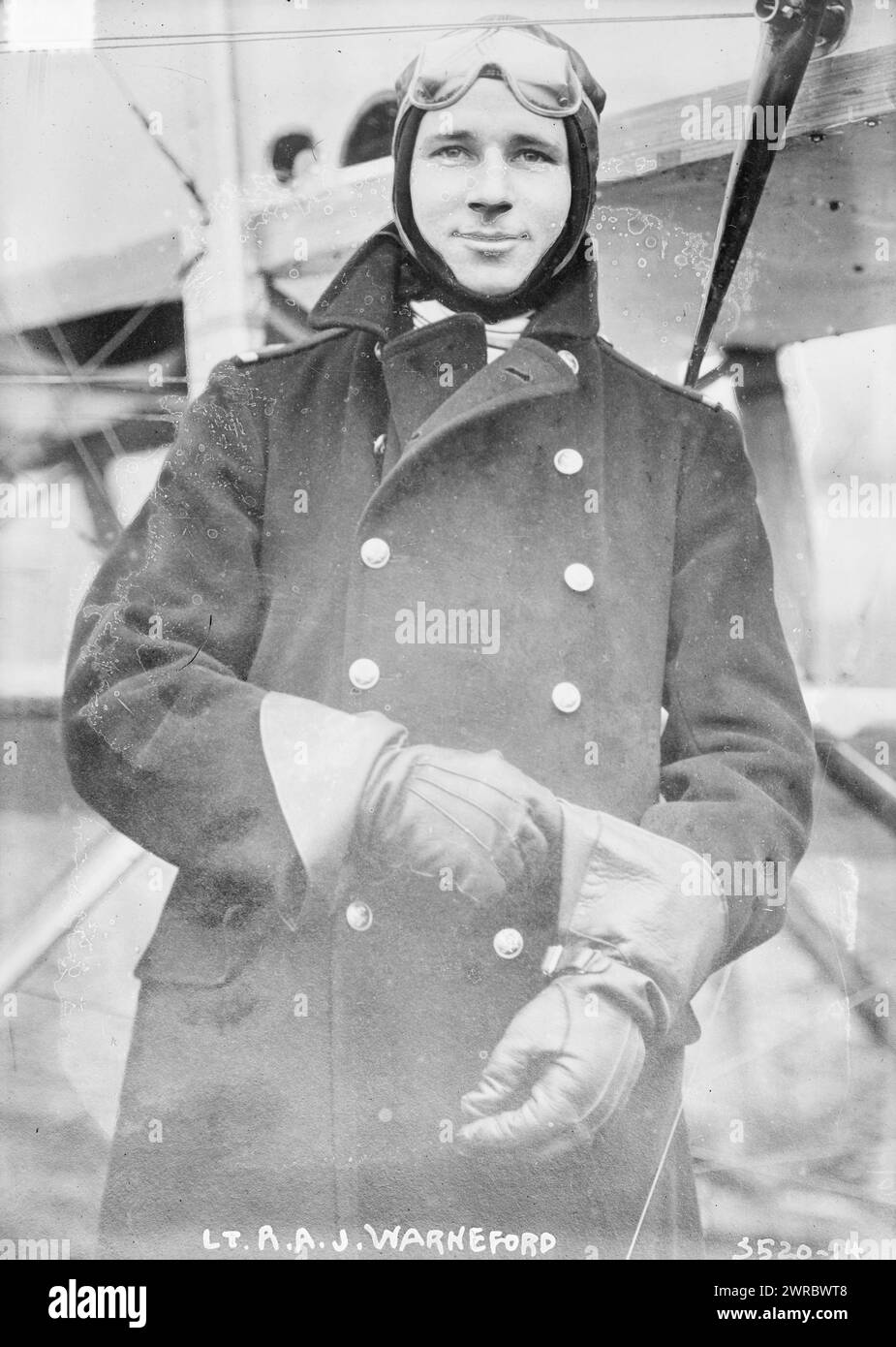 Lt. R.A.J. Warneford, Photograph shows Reginald Alexander John Warneford (1891-1915) woh was a Royal Naval Air Service officer who served during World War I and is known for downing the German airship LZ37., between ca. 1910 and ca. 1915, Glass negatives, 1 negative: glass Stock Photo
