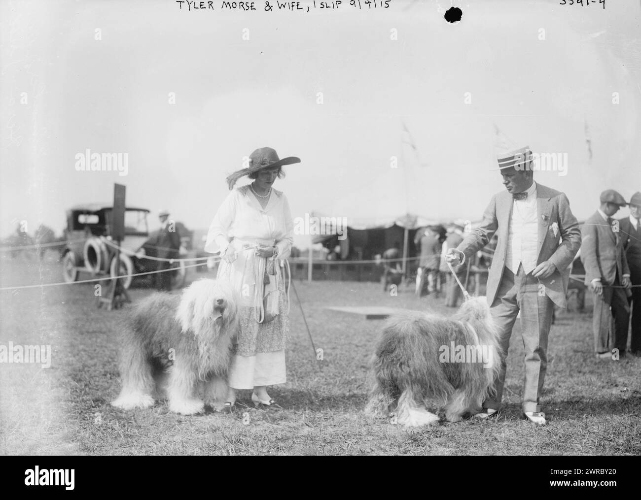 Tyler Morse and wife, Islip, 1915 Sept. 4, Glass negatives, 1 negative