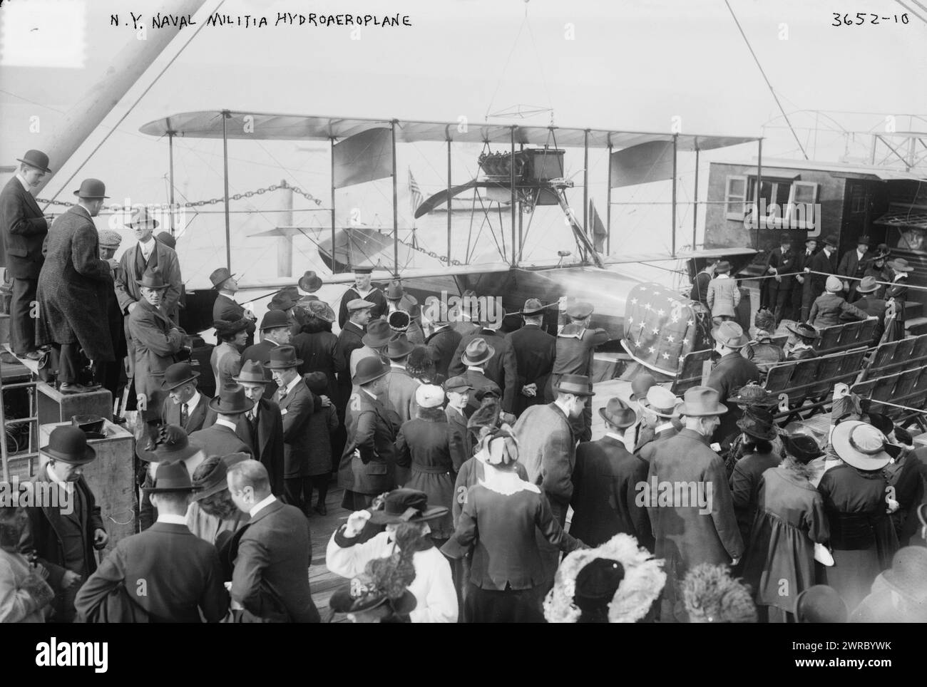 N.Y. Naval militia Hydroaeroplane, Photograph shows New York Naval ...