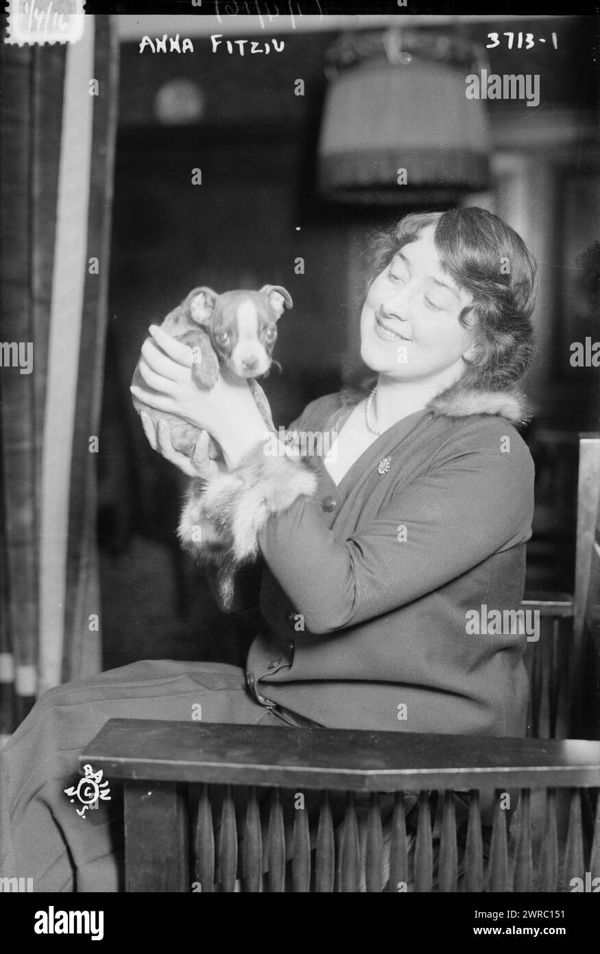 Anna Fitziu, Photograph shows Anna Fitziu (1887-1967), an American ...