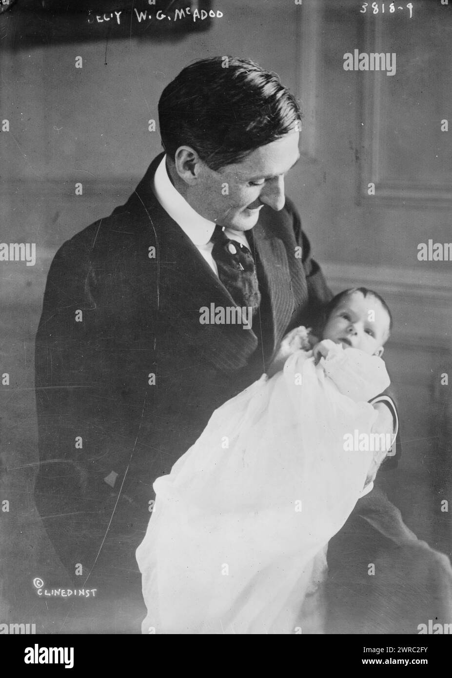 Secy W.G. McAdoo, Photograph shows William Gibbs McAdoo (1863-1941), Secretary of the Treasury in President Woodrow Wilson's cabinet from 1913 to 1918 and husband of Wilson's daughter Eleanor, with their daughter, Ellen Wilson McAdoo (1914-1946)., between ca. 1915 and ca. 1920, Glass negatives, 1 negative: glass Stock Photo