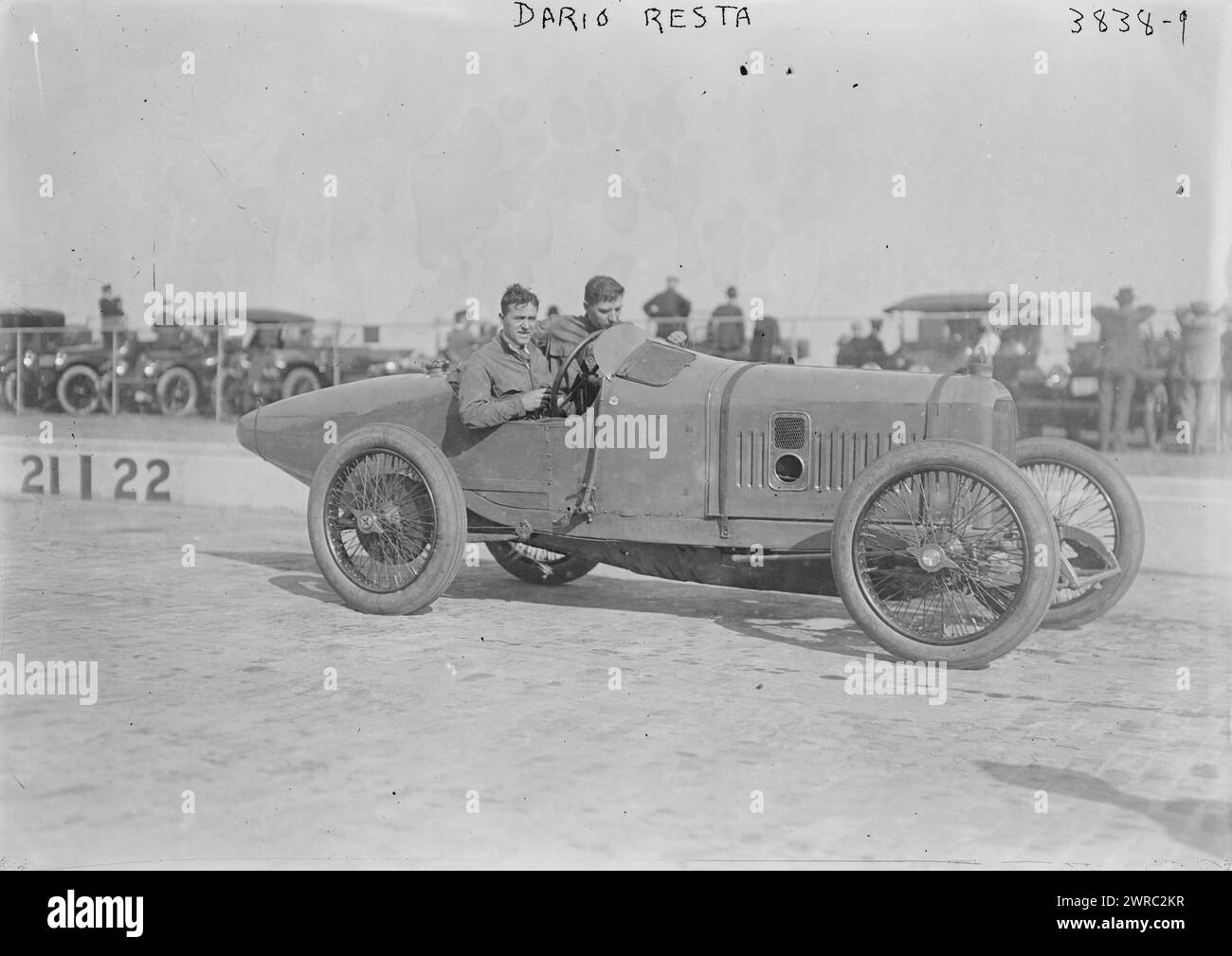 Dario Resta, Photograph shows race car driver Dario Resta (1882-1924) in his 1914 Peugot L45 racing car., between ca. 1915 and ca. 1920, Automobile racing, Glass negatives, 1 negative: glass Stock Photo