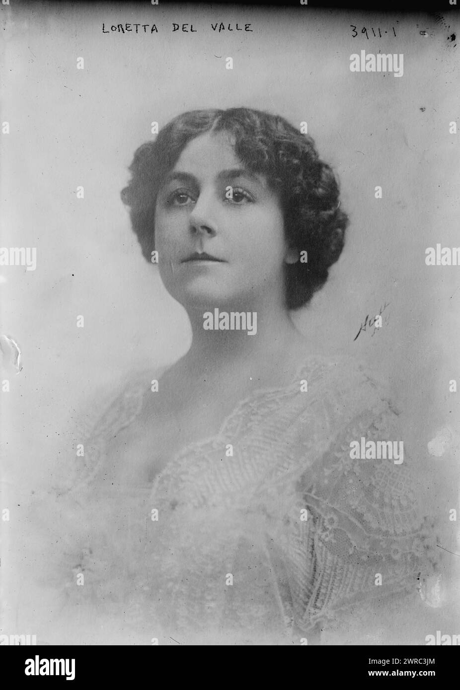 Loretta Del Valle, between ca. 1915 and ca. 1920, Glass negatives, 1 negative: glass Stock Photo