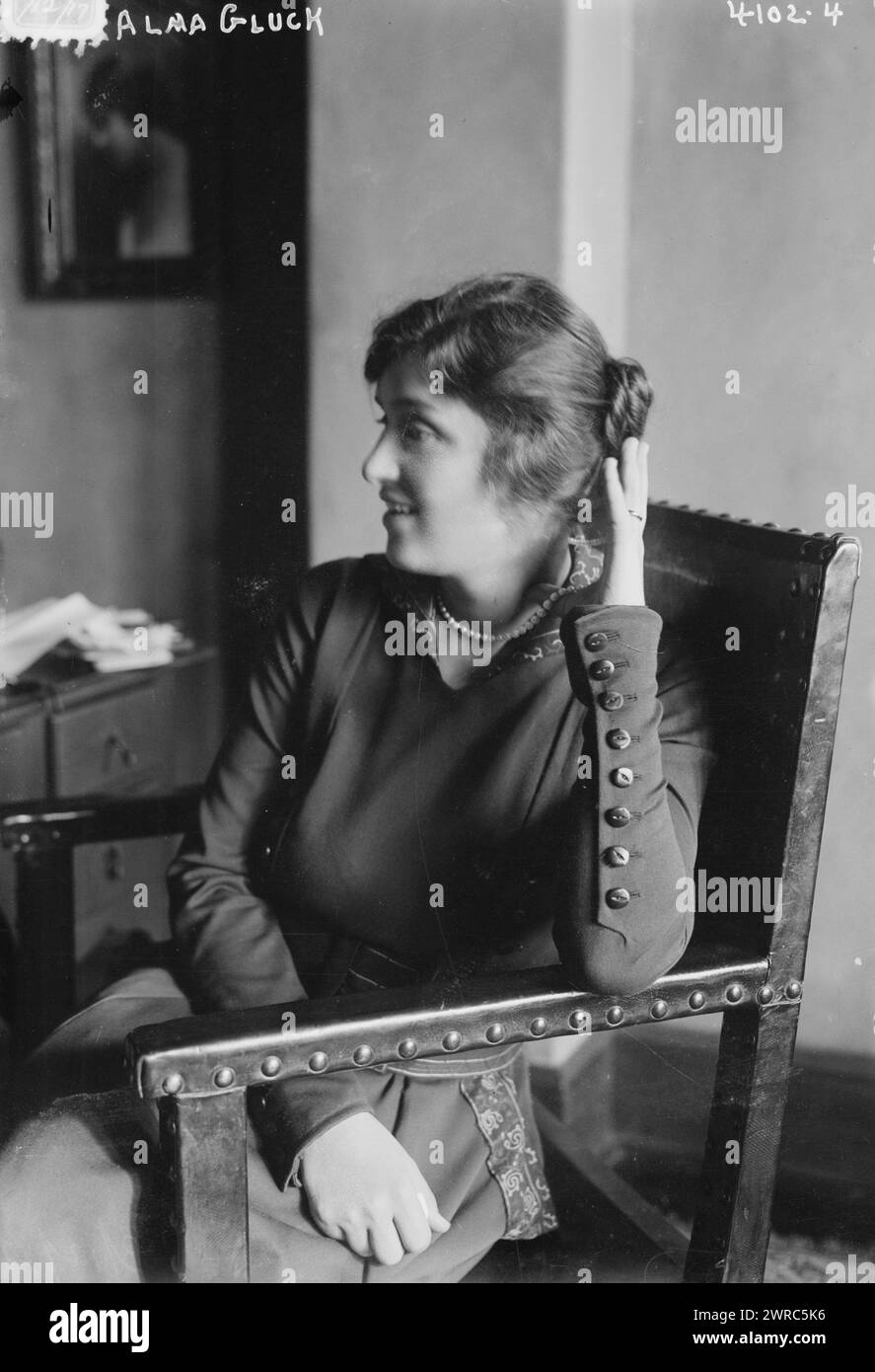 Alma Gluck Photograph shows opera singer Alma Gluck (1884 1938