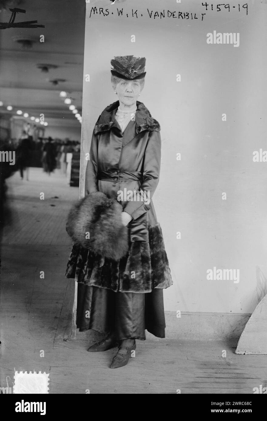 Mrs. W.K. Vanderbilt, Photograph shows Anne Harriman Sands Rutherfurd (1861-1940), the second wife of businessman William Kissam Vanderbilt., between ca. 1915 and ca. 1920, Glass negatives, 1 negative: glass Stock Photo