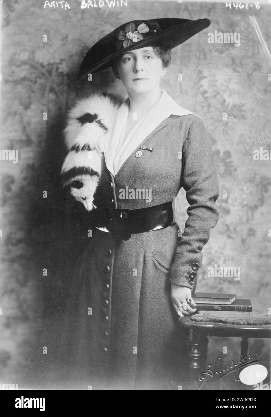 Anita Baldwin, Photograph shows composer Anita Baldwin McClaughry (1876-1939), daughter of real estate millionaire Elias Jackson 'Lucky' Baldwin, wearing a hat and fur tippet with animal head., 1929 Dec. 24, Glass negatives, 1 negative: glass Stock Photo