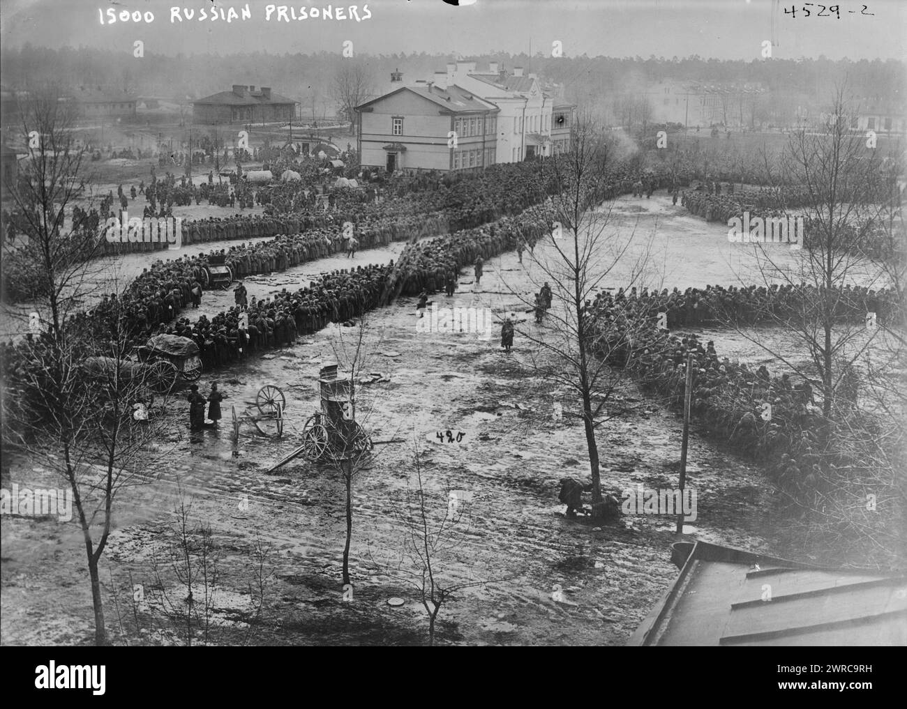 15,000 Russian prisoners, Photograph shows Russian prisoners under German control in Augustów, now northeast Poland during World War I., 1915 February, World War, 1914-1918, Glass negatives, 1 negative: glass Stock Photo