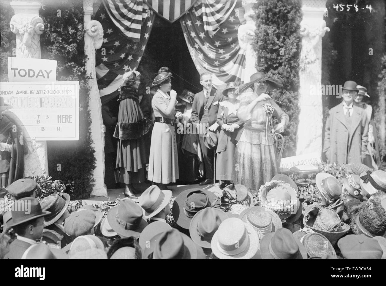 Farrar, Photograph shows a concert by soprano opera singer Geraldine Farrar (1882-1967) which was part of the Women's War Relief Association's Liberty Theater in front of the New York Public Library at 5th Avenue and 42nd Street in New York City. Performances and speeches were held to appeal to the public to buy Liberty bonds. The theater was part of the Third Liberty Loan drive, which was held from April 6, 1918 to May 4, 1918 during World War I., 1918 April 15, World War, 1914-1918, Glass negatives, 1 negative: glass Stock Photo