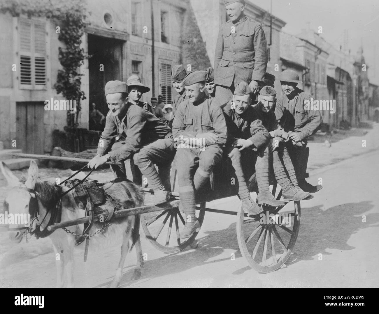 American soldiers in france hi-res stock photography and images - Alamy