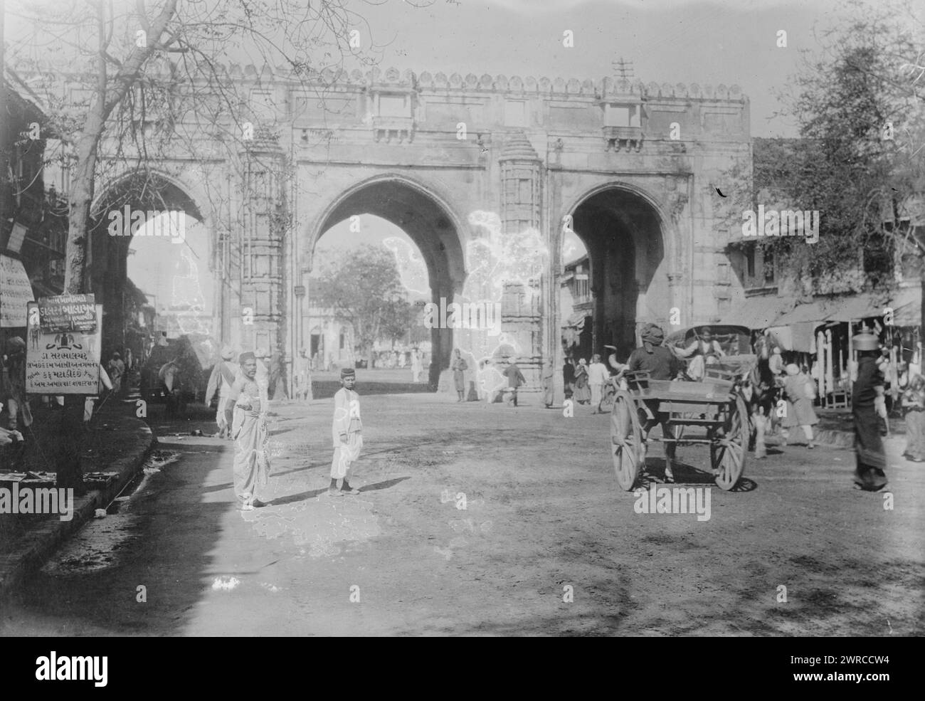 Gateway, Ahmedabad, Photograph shows Ahmedabad, Gujarat, India