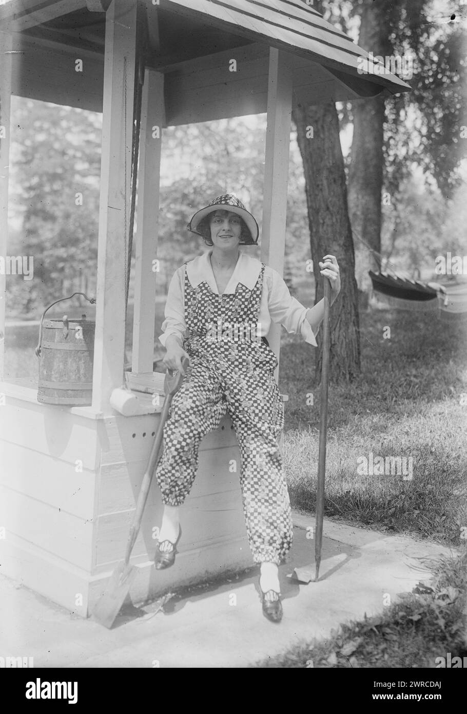 Janis, Photograph shows Elsie Janis (1889-1956) who was an American singer and actress., between ca. 1915 and ca. 1920, Glass negatives, 1 negative: glass Stock Photo