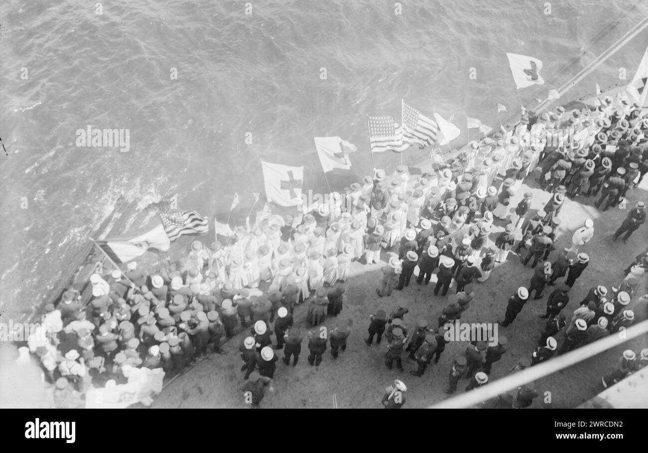 Flags greet Wilson, between ca. 1915 and ca. 1920, Glass negatives, 1 negative: glass Stock Photo