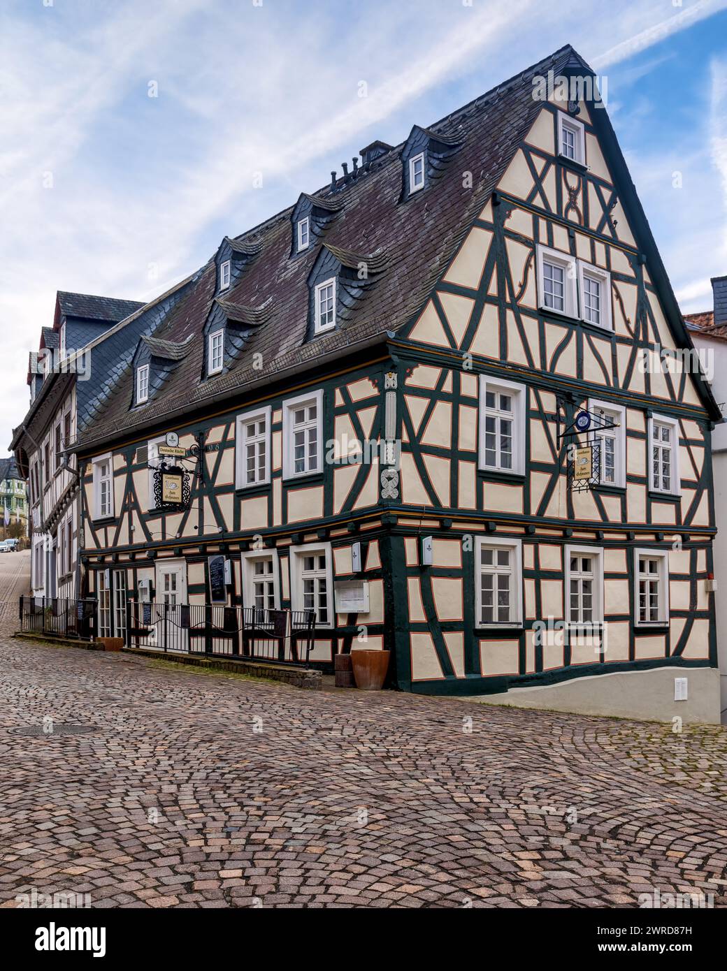 Quaint Structures Quaint building hi-res stock photography and images - Alamy