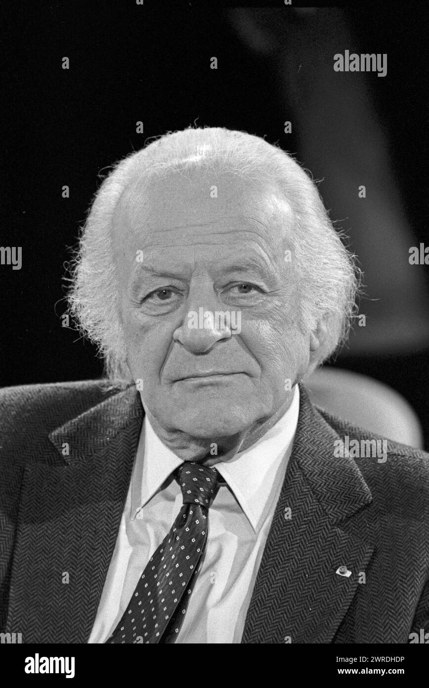 Opern intendant hires stock photography and images Alamy