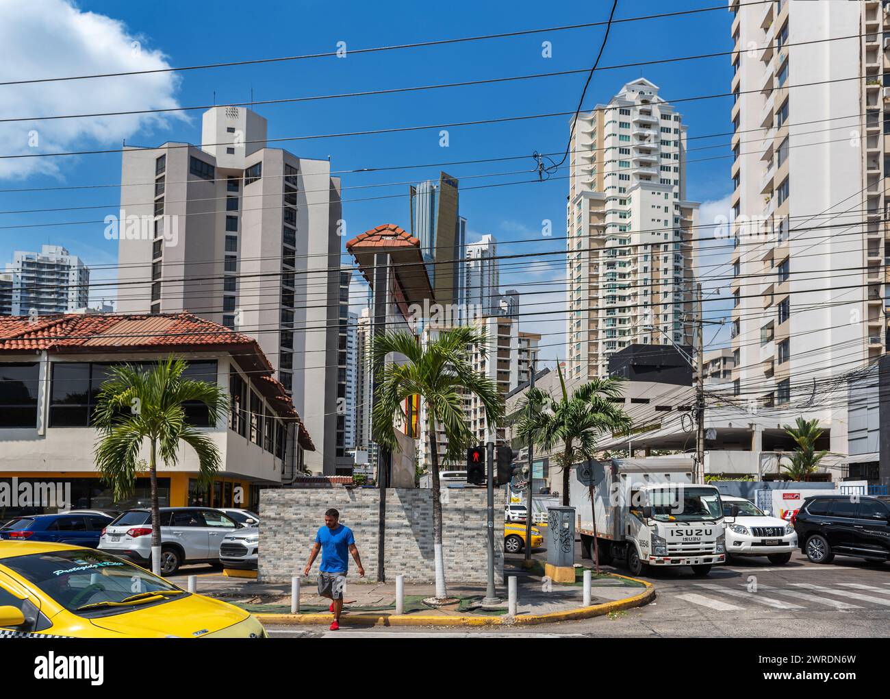 Busy street in Calidonia district, Panama City Stock Photo