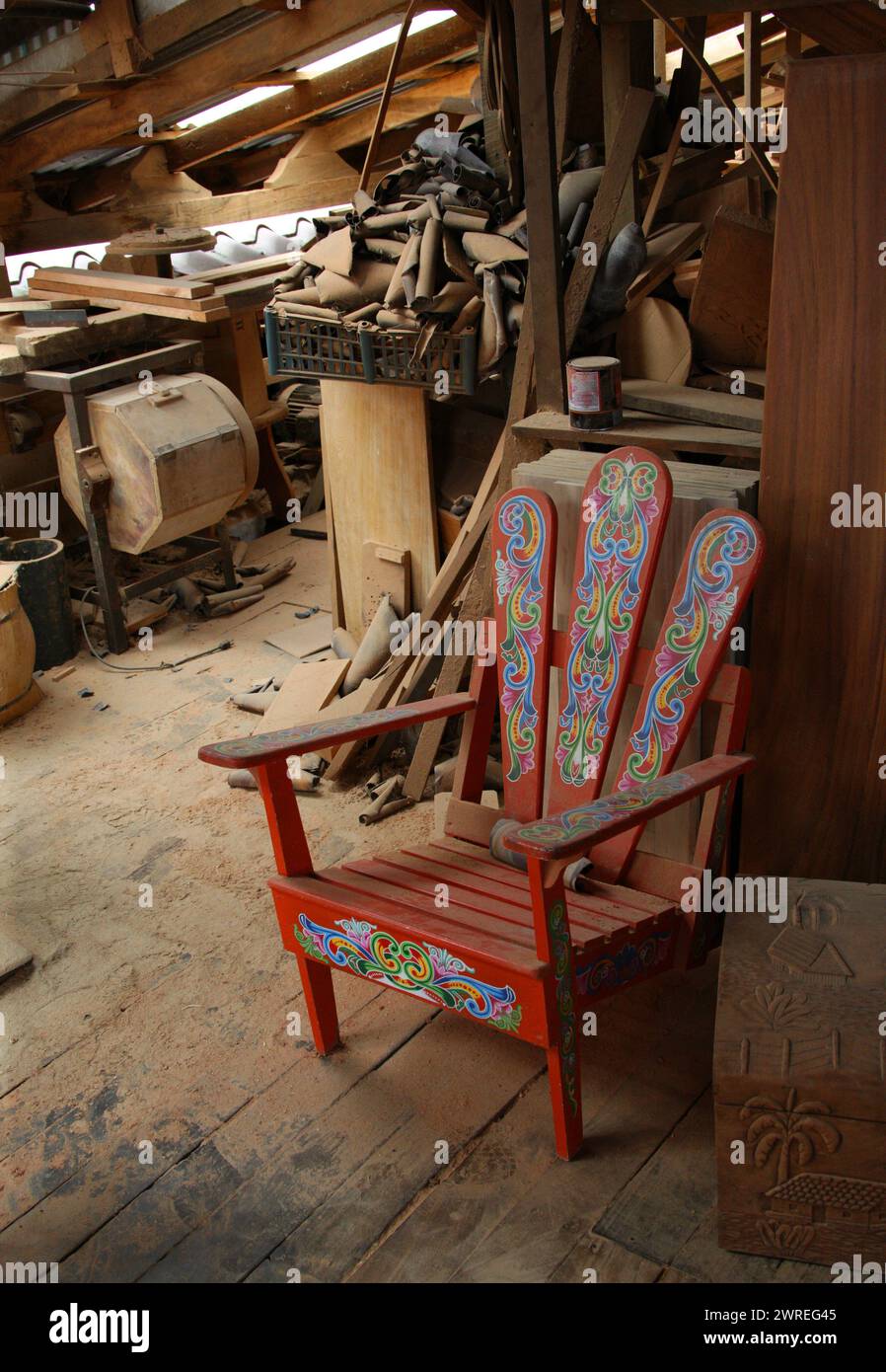 Traditional Costa Rican furniture workshop and painted chair, Sarchi, Central Highlands, Costa Rica. Stock Photo