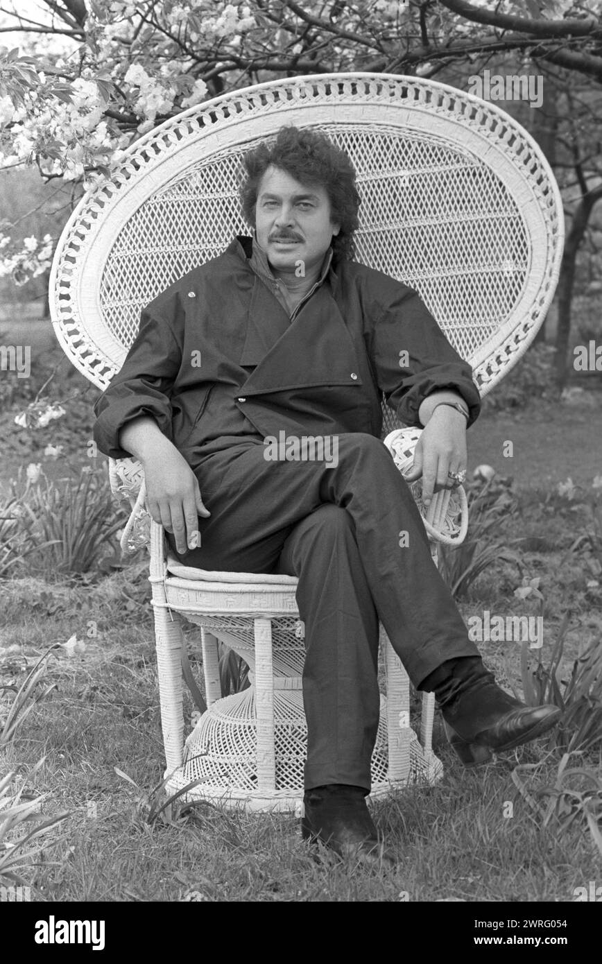 Engelbert Humperdinck Sänger bei einem Pressetermin an der Alster in