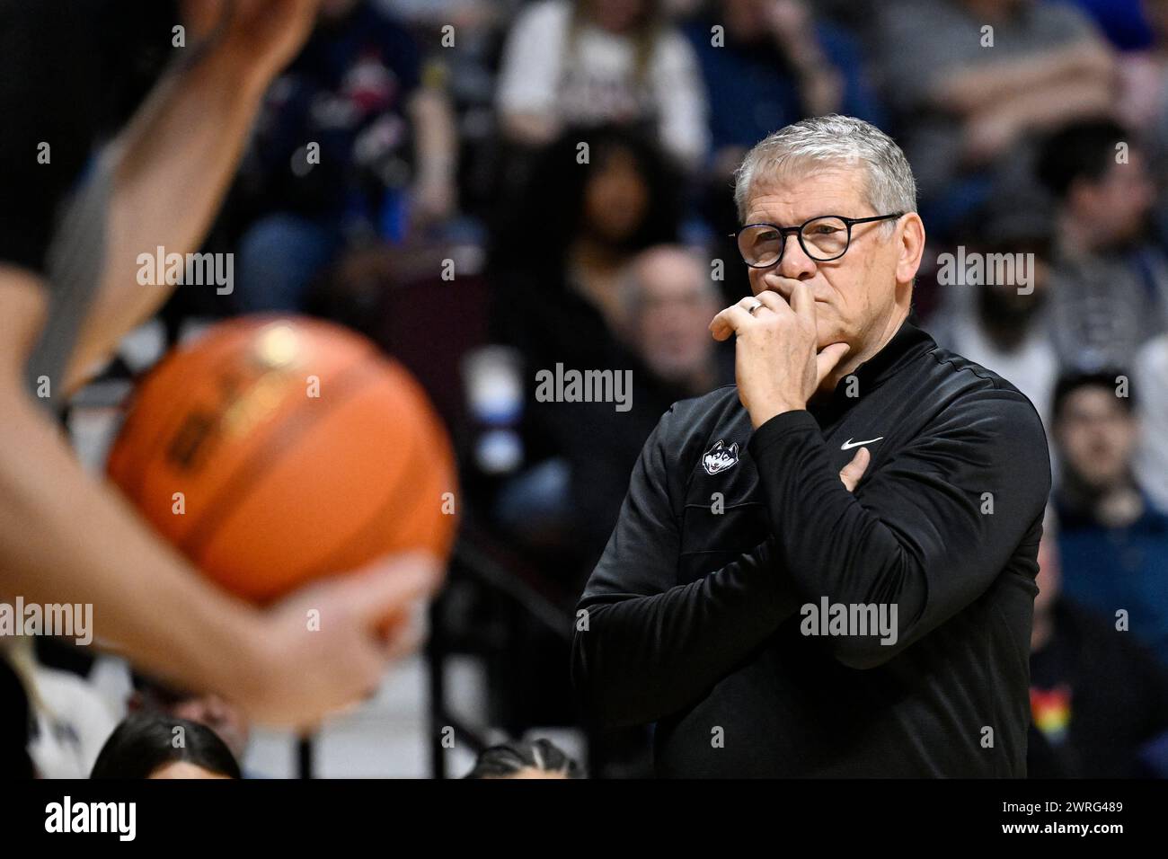 UConn head coach Geno Auriemma during the first half of an NCAA college
