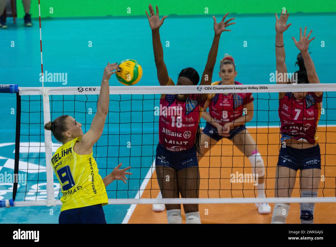 Spike of Meliha Diken (Fenerbahce Opet Istanbul) during Allianz Vero