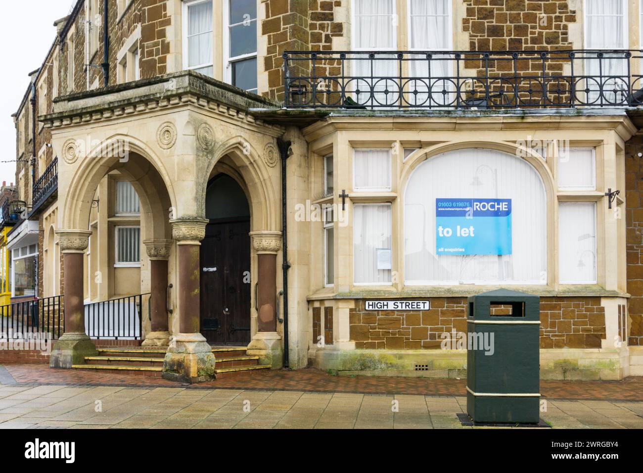 Closed premises of Barclays Bank in Hunstanton High Street is to let. Stock Photo