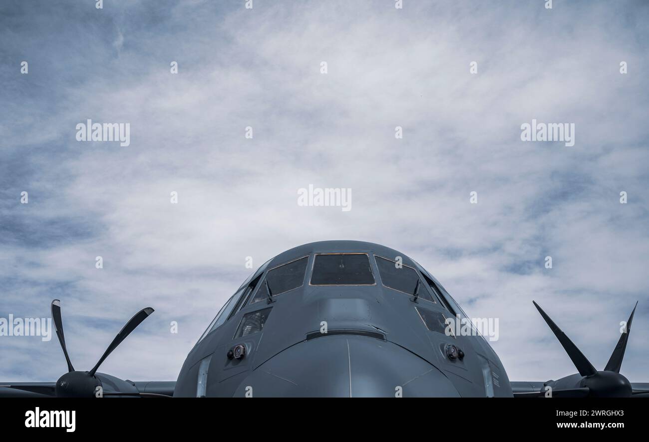 A MC-130J Commando II assigned to the 9th Special Operations Squadron sits on the flightline during exercise Emerald Warrior 24 at Cannon Air Force Base, New Mexico, March 4, 2024. Emerald Warrior provides annual realistic, relevant, high-end pre-deployment training in a complex and evolving security environment using all aspects of live, virtual and constructive training assets. (U.S. Air Force photo by Staff Sgt. Aaron Irvin) Stock Photo