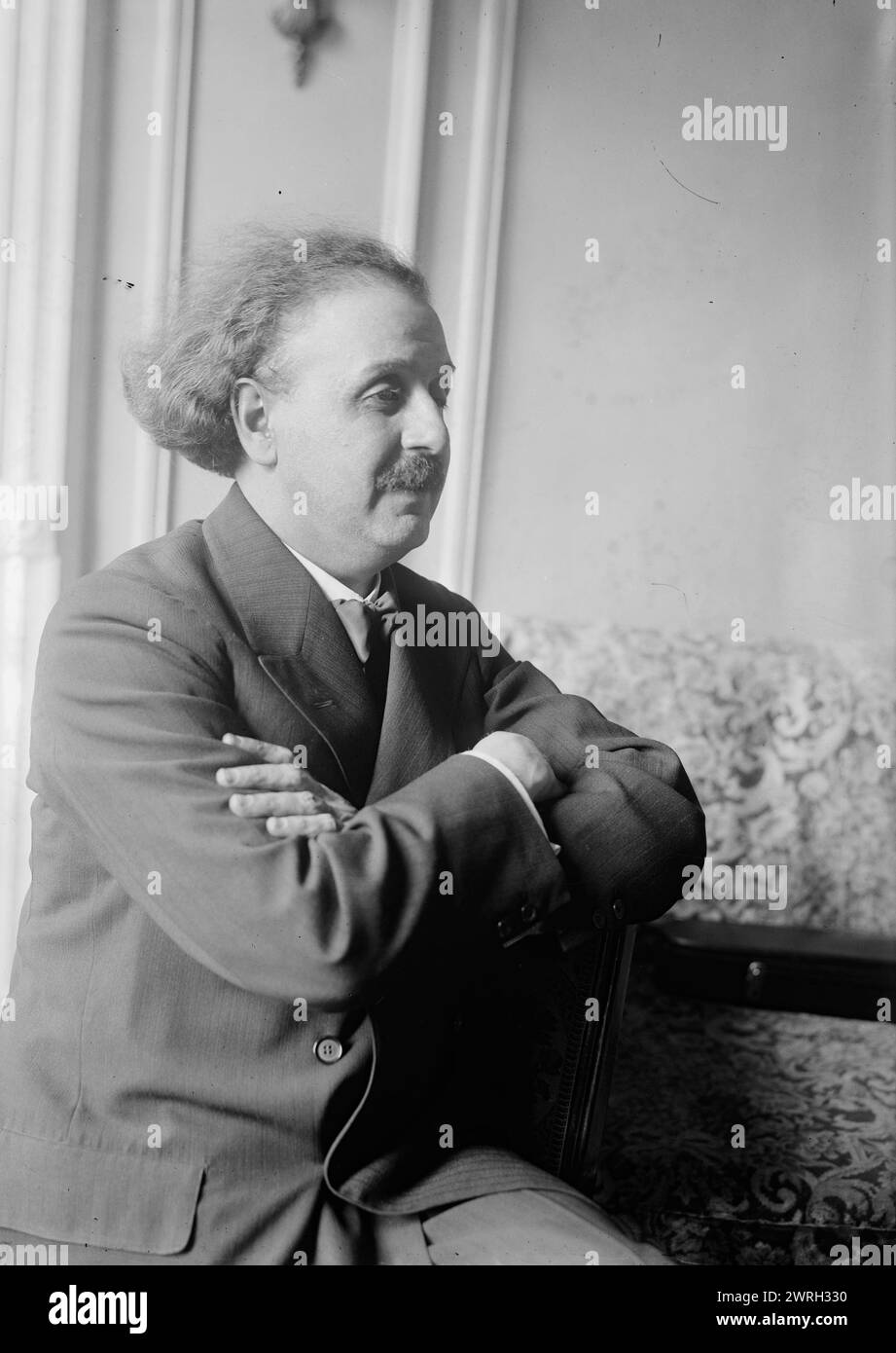 A. Betti, between c1915 and c1920. Shows violinist Adolfo Betti (1875