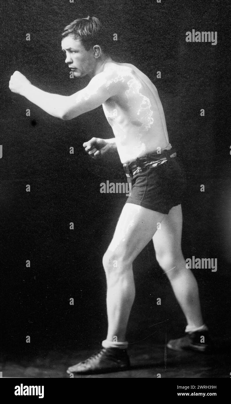 Grover Hayes, between c1910 and c1915. Shows American featherweight boxer Grover Hayes, alias &quot;The Battler.&quot; Stock Photo
