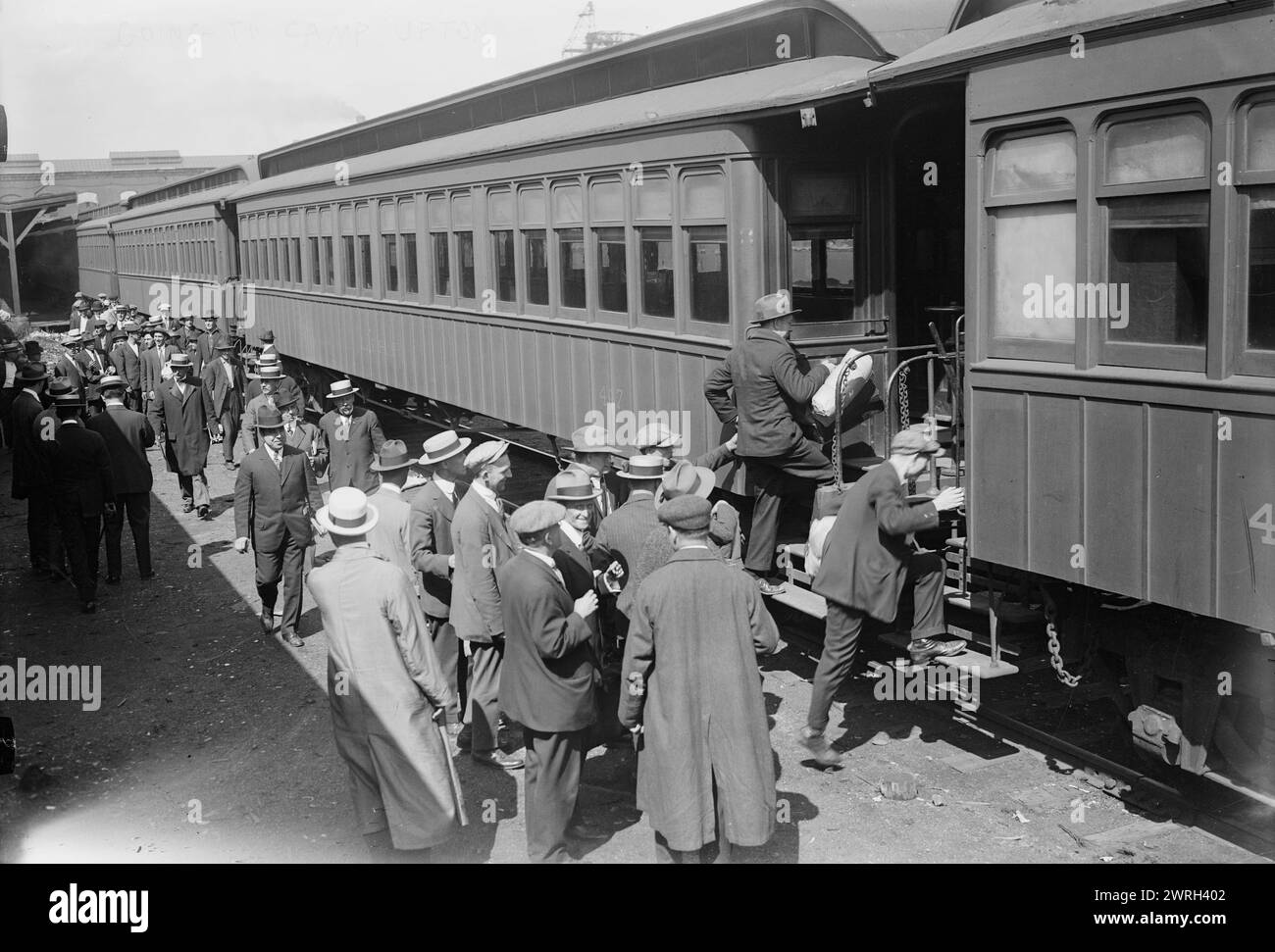 Going to Camp Upton, Sept 1917. American recruits going to Camp Upton, a U.S. Army installation located on Long Island, in Yaphank, New York, during World War I. Stock Photo